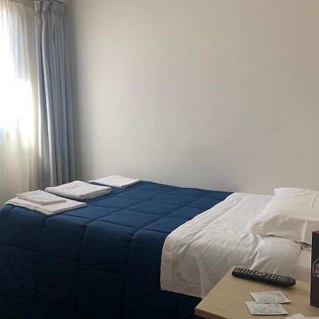 Palazzo 41 Rental Rooms San Pietro Vernotico Esterno foto
